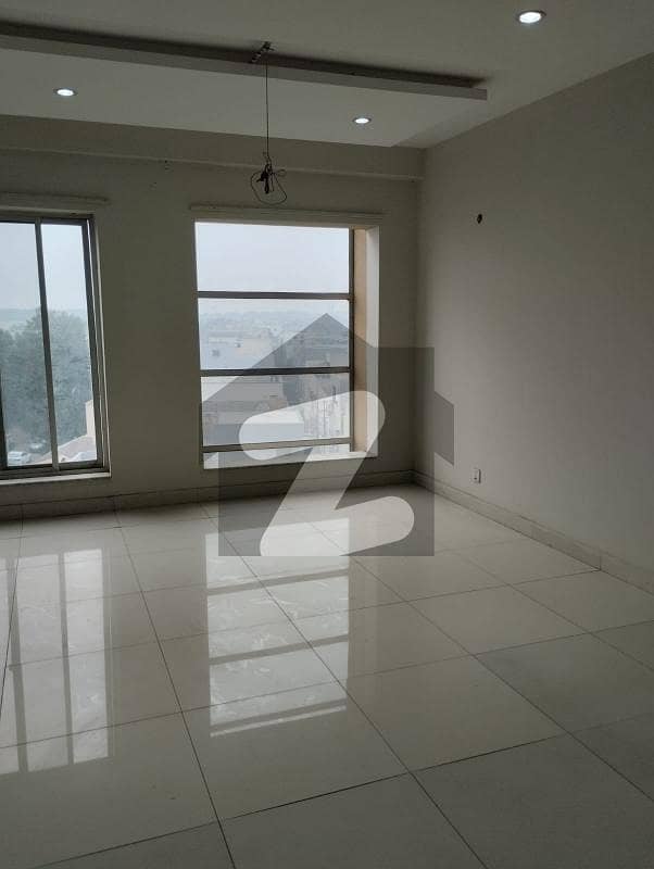 1 Bed Like New Non Furnish Flat Available For Rent In The Heart Of Bahria Town Lahore