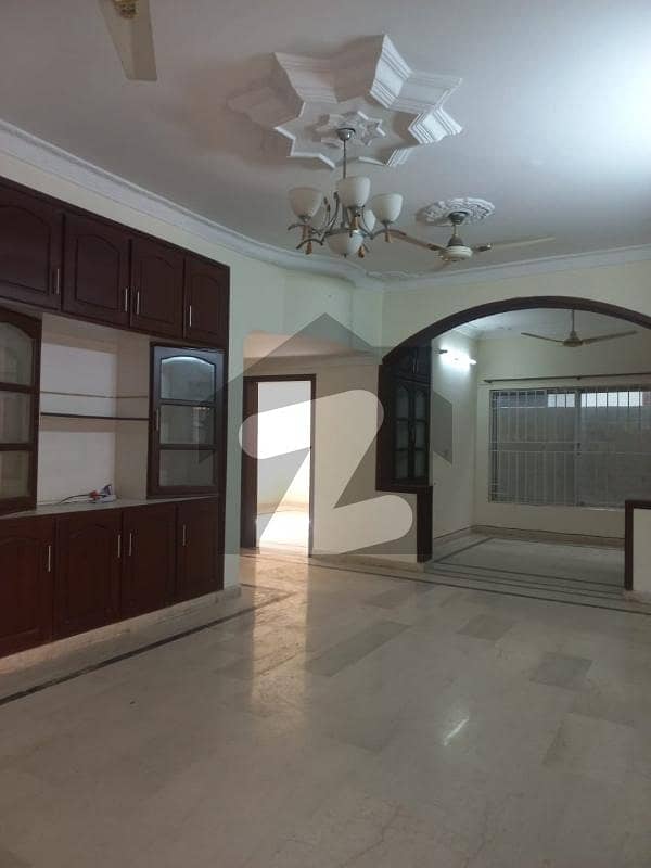 1 Kanal Double Story House With Lawn For Rent