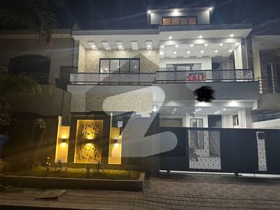 10 Marla Boulevard House For Sale In Phase 3 Bahria Town Rawalpindi