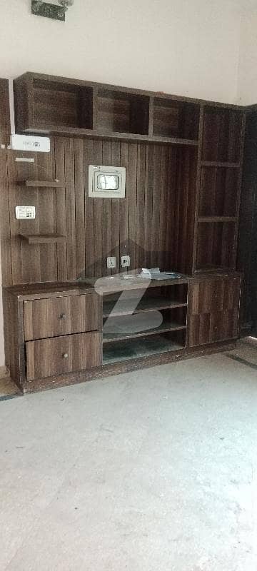 غوری ٹاؤن فیز 5اے غوری ٹاؤن,اسلام آباد میں 4 کمروں کا 4 مرلہ مکان 35.0 ہزار میں کرایہ پر دستیاب ہے۔