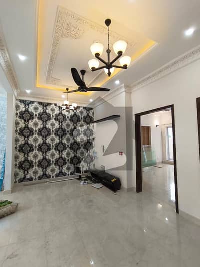 1 Kanal Beautiful Upper Portion Modern Design Available For Rent In DHA Phase 6