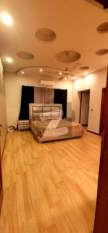 بحریہ ٹاؤن فیز 3 بحریہ ٹاؤن راولپنڈی,راولپنڈی میں 9 کمروں کا 1 کنال مکان 4.5 لاکھ میں کرایہ پر دستیاب ہے۔