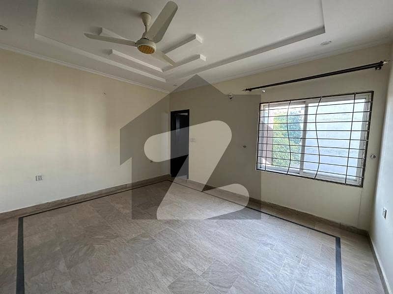 10 Marla Beautiful House Available For Rent In MB Villas Sialkot