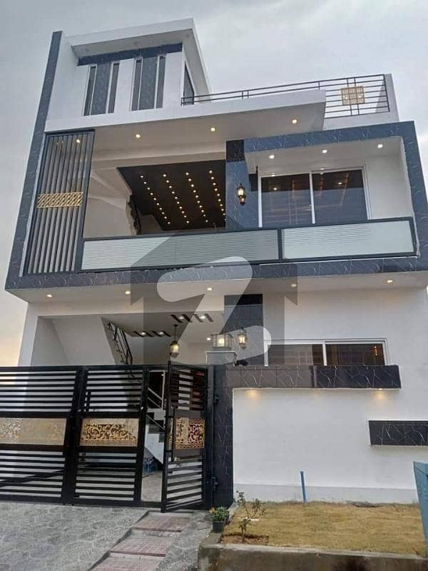 Luxury 5 Marla Brand New House For Sale