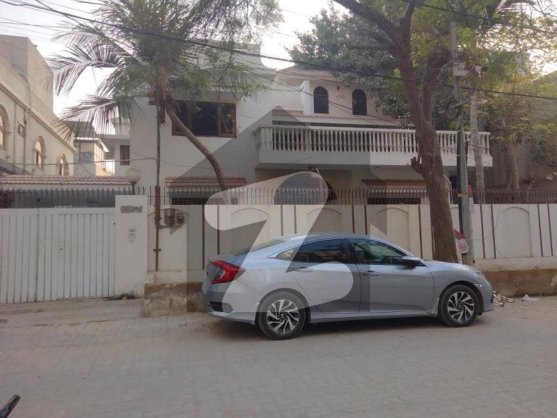 Investors Should Sale This Prime Location House Located Ideally In Jamshed Town