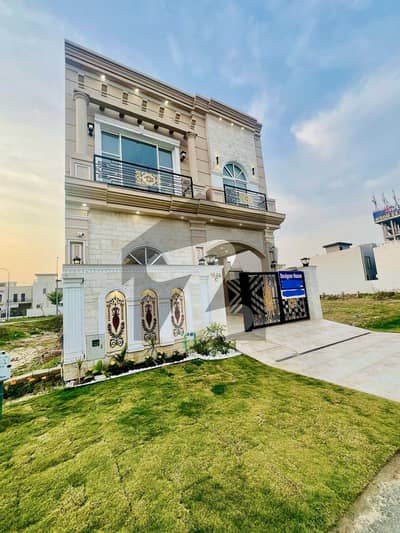 5 Marla Out Class Stylish Luxury Bungalow For Rent In DHA Phase 9 Town
Owner Needy a Luxurious Bungalow Approach 50 Ft Wide

Bungalow Details 
 3 Master Bed with attached Baths
 4 Bathrooms in the Bungalow. 
 1 Beautiful T. V Lounge 1 Drawing & Dining