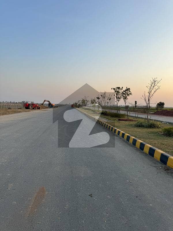 Prime Location 10 Marla CC Block Plot For Sale In Iqbal Sector LDA City Lahore