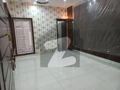 1 Kanal House Situated In Wapda Town Phase 1 Block E1 For Rent