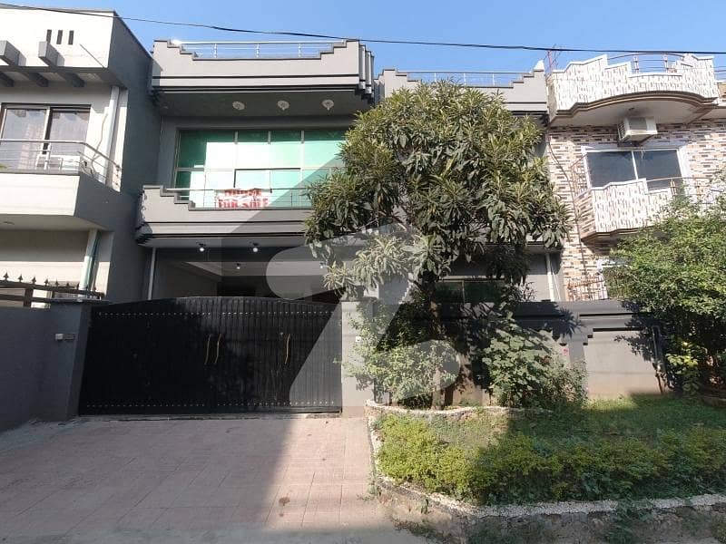 A Stunning On Excellent Location House Is Up For Grabs In Soan Garden - Block H Islamabad