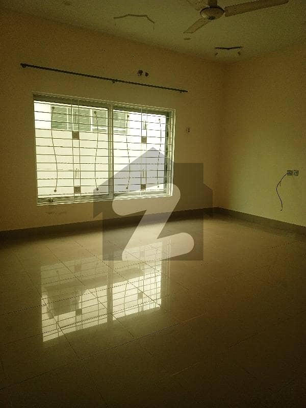 13 Marla lower portion available for rent sector E Bahria town Lahore