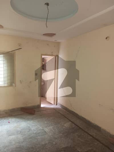 5 Marla first floor for rent available in shadab colony main ferozepur road Lahore near Park commercial masjid Al facilities available
