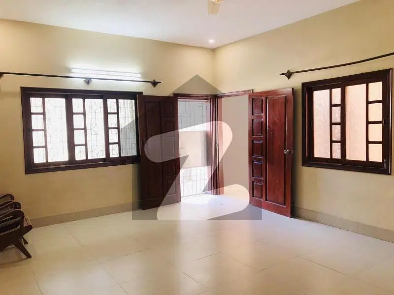 2bed Drawing Dining with lift standby generator Car Parking Available For Rent Full Secured Area 24/7 Security Guard westopen Near Khalid Bin Waleed and Shaheed e millat road