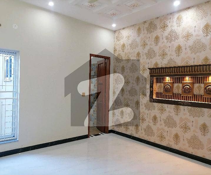 PCSIR Staff Colony Lower Portion Sized 1 Kanal For rent