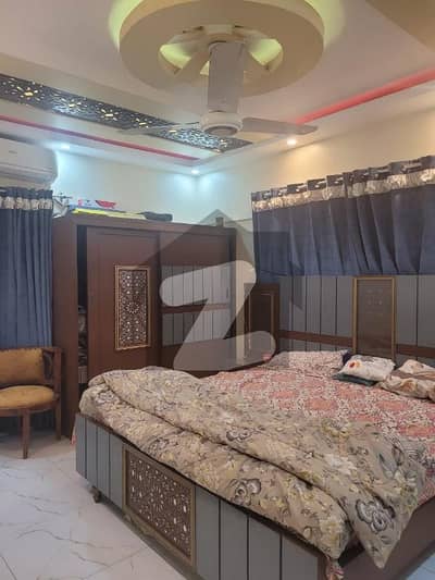 گلستانِِ جوہر ۔ بلاک 13 گلستانِ جوہر,کراچی میں 3 کمروں کا 8 مرلہ فلیٹ 1.5 کروڑ میں برائے فروخت۔