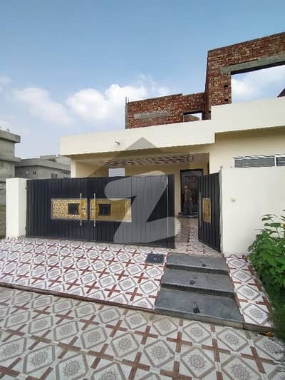 C Block 10 MARLA Single Storey Brand New House For Sale In Central Park