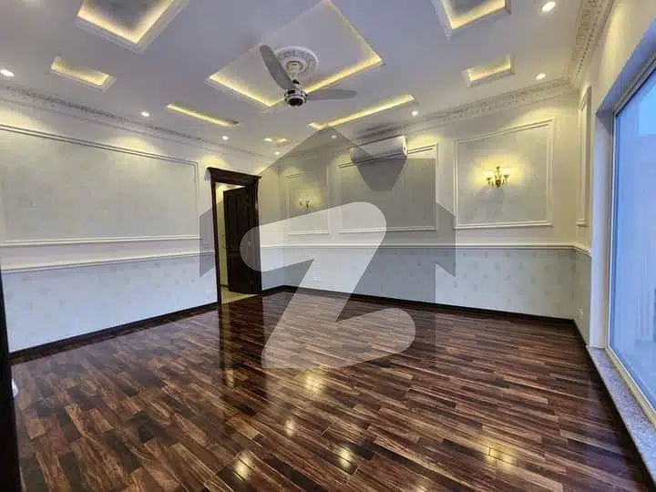 1 Kanal Upper Portion Modern Design Beautiful Upper Portion Available For Rent In DHA Phase 6