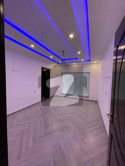 1 Kanal Brand New Upper Portion Modern Design Available For Rent In DHA Phase 7