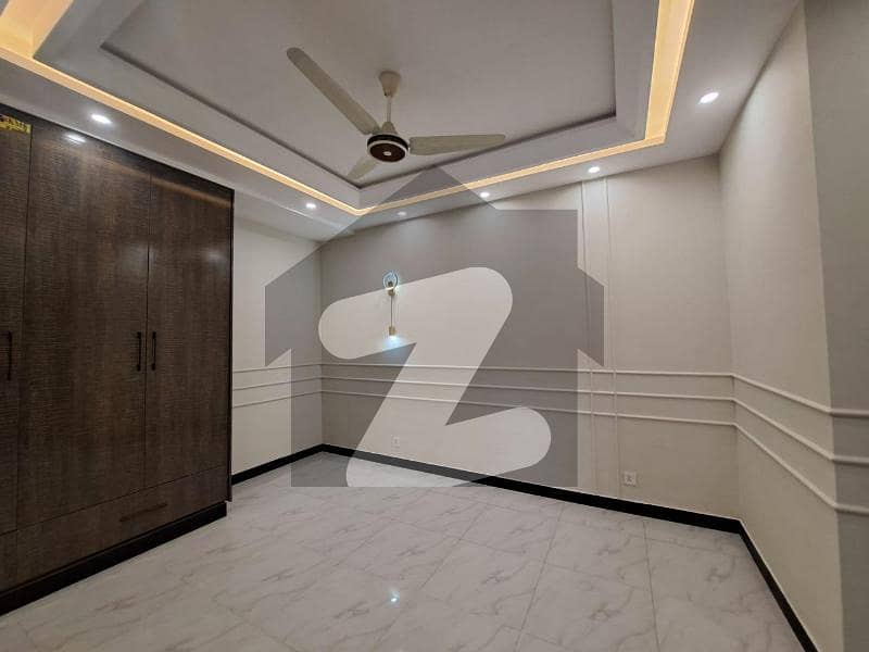 5 Marla Full House Modern Design Beautiful House And Hot location available For Rent In DHA Phase 6