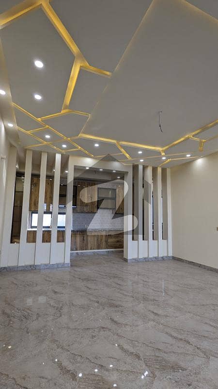 1 Knal Ultra Luxurious House For Sale In Wapda Town Multan