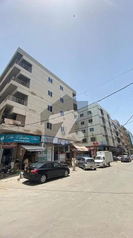 Three Bed DD Apartment For Rent Corner Building Front Enterance, 2nd Floor. In DHA Phase 5.