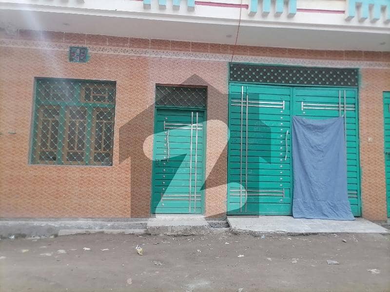 Prime Location 5 Marla House For sale Available In Pajagi Road
