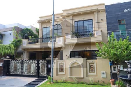 11 Marla Spanish Beautiful House For Sell In Phase 8 Dha Lahore