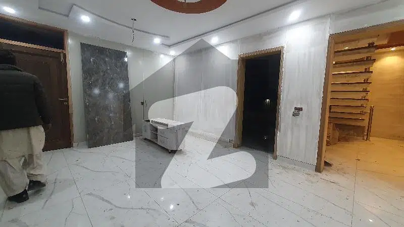 1 Kanal Newly Renovated House For Rent In Shadman