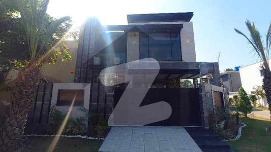 Spacious Corner House Is Available In DHA Phase 3 - Block Z For sale