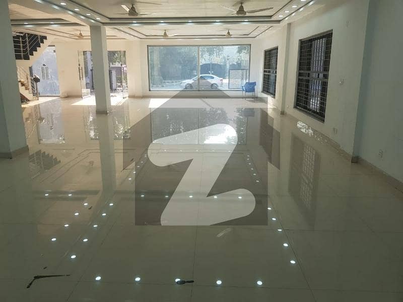 Sundar Industrial Estate Warehouse For Rent Sized 40000 Square Feet