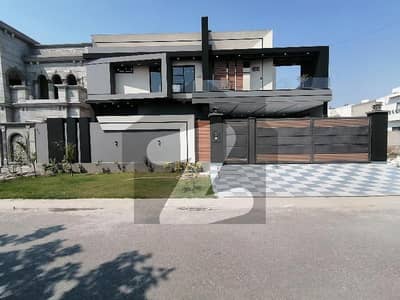 20 Marla House For sale Is Available In Wapda Town Phase 2