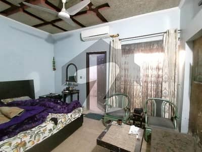 مرغزار آفیسرز کالونی لاہور میں 3 کمروں کا 5 مرلہ مکان 1.95 کروڑ میں برائے فروخت۔