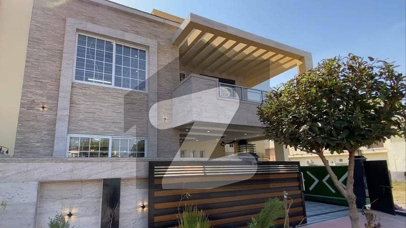 10 MARLA DESIGNER HOUSE FOR SALE IN SECTOR A