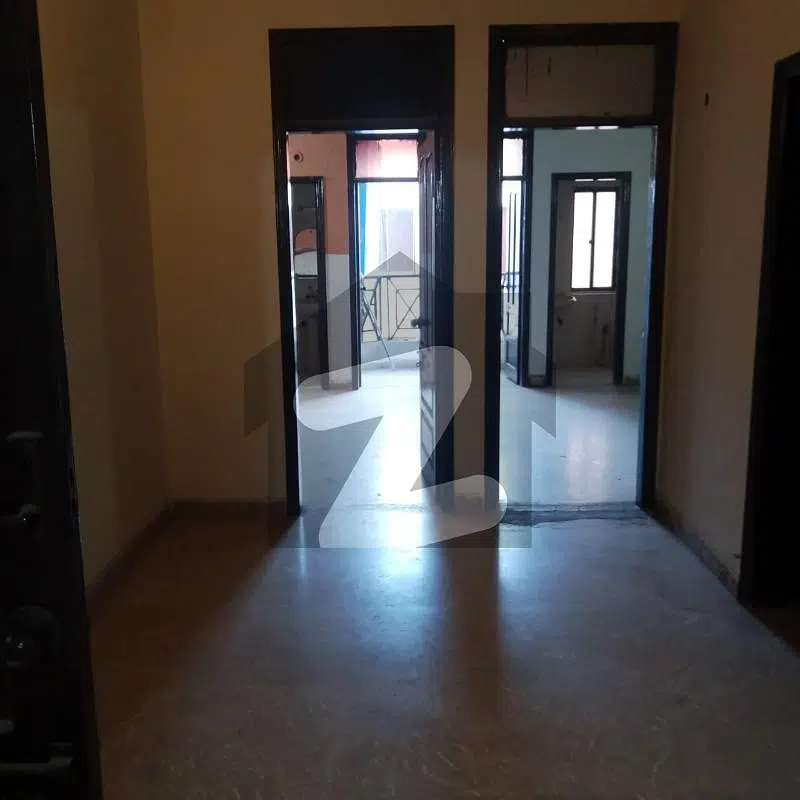 Prime Location 950 Square Feet Flat In DHA Phase 5