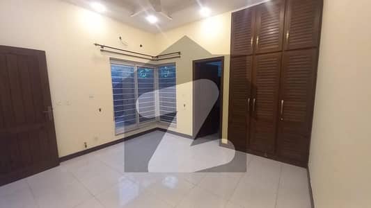 Complete House For Rent in G-6 Islamabad