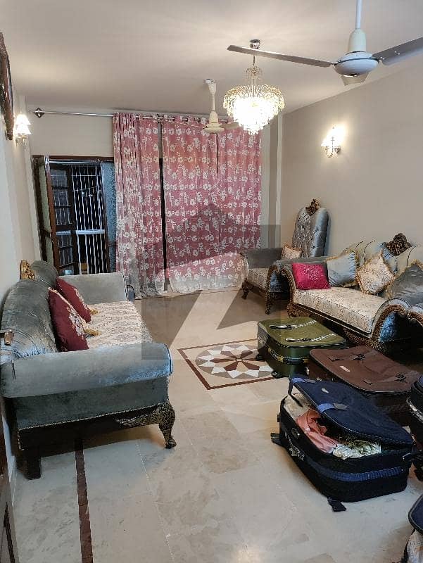 3 Bed 4th Floor With Lift Flat Boundary Wall Car Parking for Rent Nearby Bait ul Muqarram Masjid