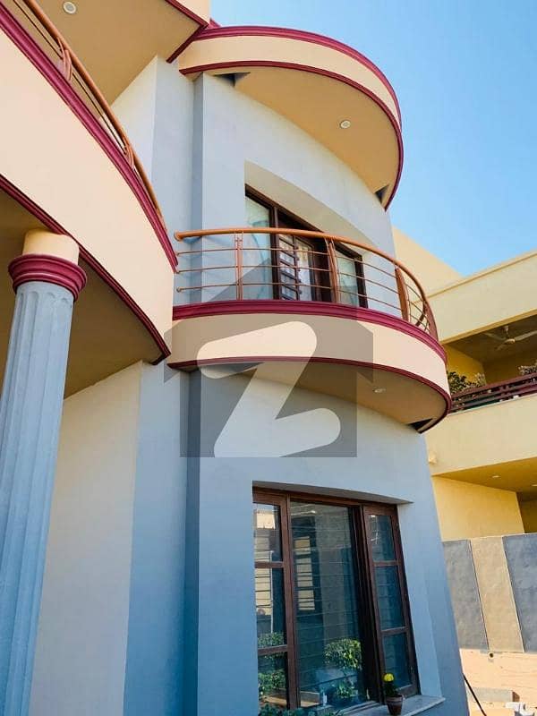500YARD FULLY RENOVATED READY TO MOVE DOUBLE STORY BUNGALOW FOR RENT IN DHA PHASE 8. MOST ELITE CLASS LOCATION IN DHA KARACHI. .