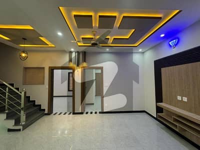 5 Marla Beautiful House Available For Rent In Bahria Town Phase 8