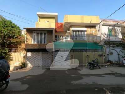 Prime Location Gulshan-e-Jami 240 Square Yards House Up For sale