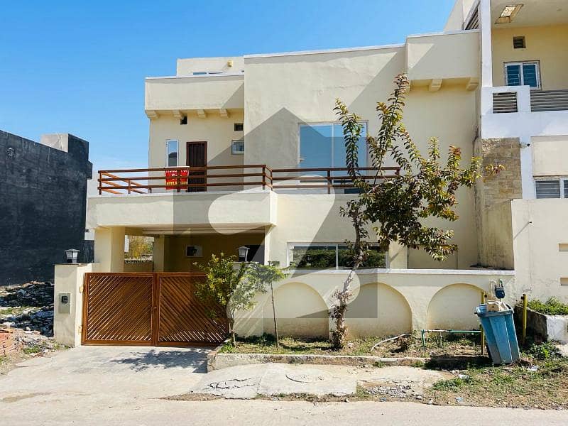 Used House For Sale In Bahria Town Phase 8 - Umer Block Rawalpindi