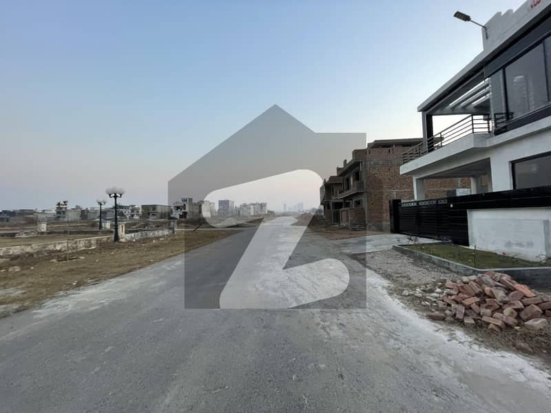 Plot For Sale In Cbr Town Islamabad