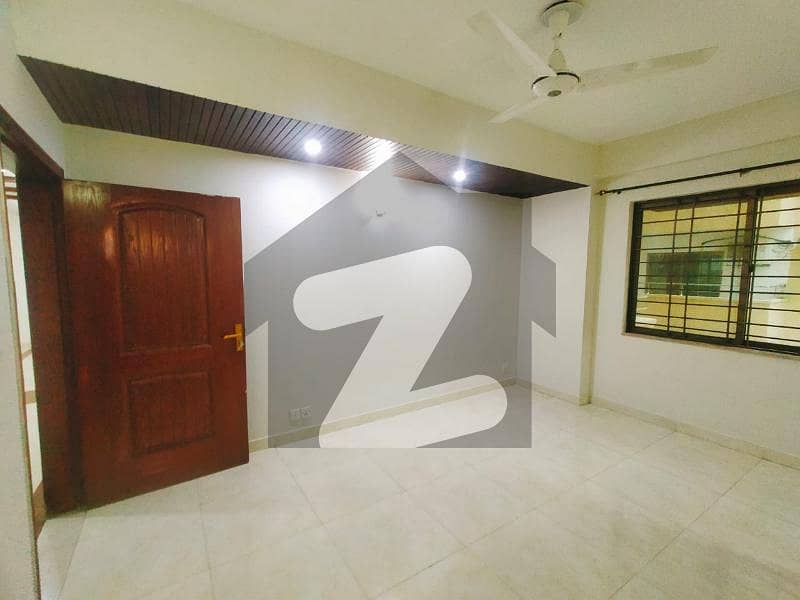 12 Marla Brand New 4 Bedroom Apartment For Sale In Askari -11 Lahore.