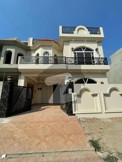 5 Marla Brand New Triple Storey Spanish Villa Available For Sale At Prime Location