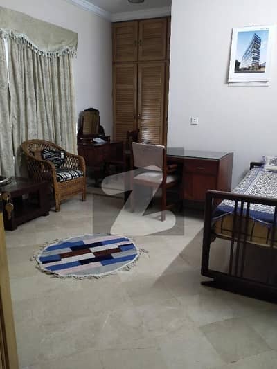 f-11 Furnished Room for Female at Safe Environment of F-11 As Paying Guest