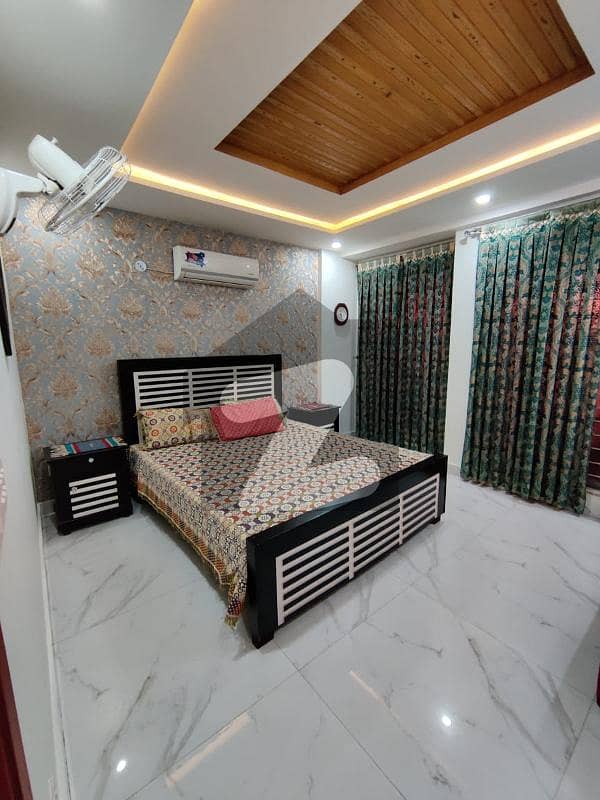بحریہ ٹاؤن سیکٹر ای بحریہ ٹاؤن,لاہور میں 1 کمرے کا 2 مرلہ فلیٹ 40.0 ہزار میں کرایہ پر دستیاب ہے۔
