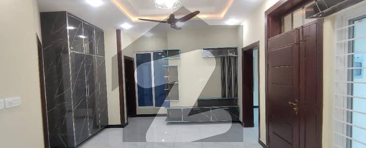 Brand New 5 Marla Full House Available for Rent in Mpchs Multi Garden b17 Islamabad