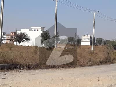 I-16/1 30x60 Double Road Urgent Plot For Sale