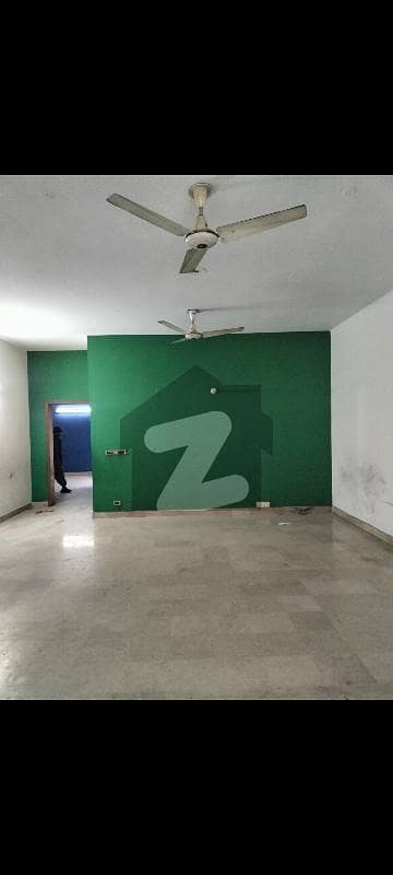 گارڈن ٹاؤن لاہور میں 6 کمروں کا 2 کنال مکان 5.0 لاکھ میں کرایہ پر دستیاب ہے۔