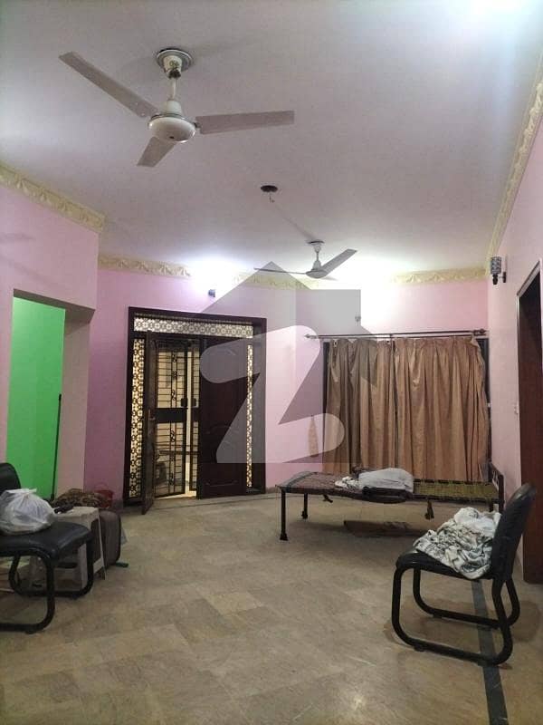 پنجاب گورنمنٹ ایمپلائیز سوسائٹی لاہور میں 5 کمروں کا 10 مرلہ مکان 4.5 کروڑ میں برائے فروخت۔