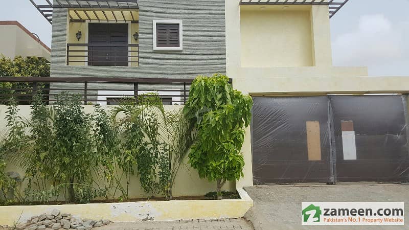 2000 Yards Luxury Bungalow For Sale In 26th Street Dha Phase 8