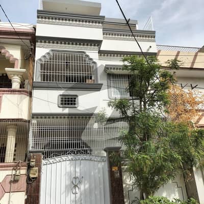گلستانِِ جوہر ۔ بلاک 14 گلستانِ جوہر,کراچی میں 5 کمروں کا 2 مرلہ مکان 85.0 ہزار میں کرایہ پر دستیاب ہے۔